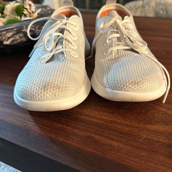 Allbirds SLTR Super Light Tree Runners White Running
Shoes Women's 11 - Picture 2 of 7
